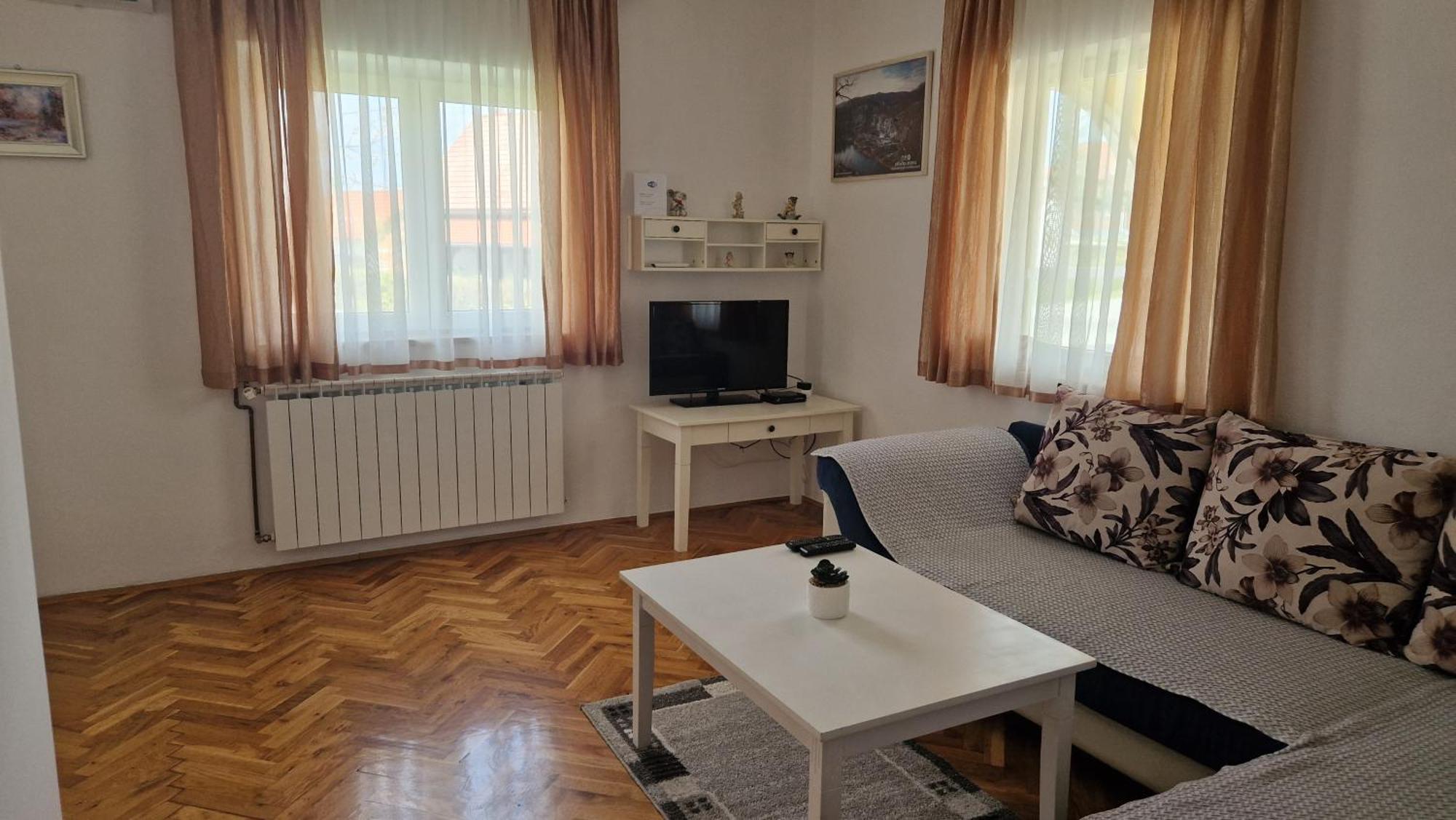 Apartment Nikolina Grabovac  Buitenkant foto